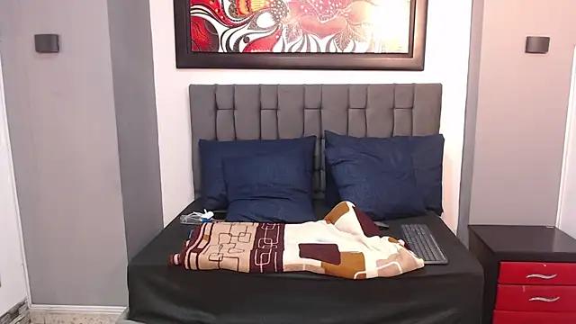 Check out our webcam shows gallery and message on a personal level with our sweet squirt cams hosts, showing off their natural physiques and sex toys.