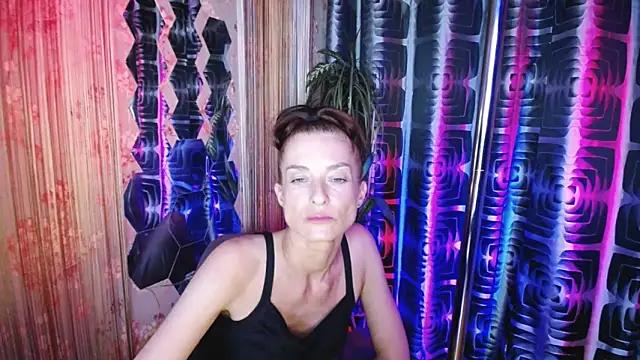 KristinFlirty from StripChat is Freechat
