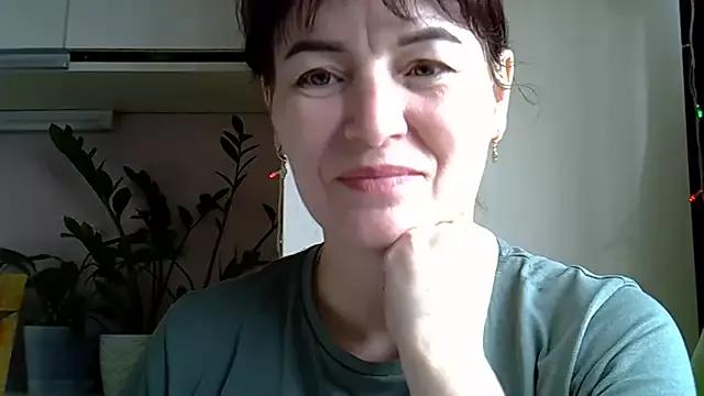 Krystal_82 from StripChat is Freechat