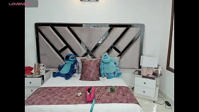 Check out our webcam shows gallery and message on a personal level with our sweet squirt cams hosts, showing off their natural physiques and sex toys.