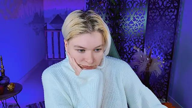 Check out our webcam shows gallery and message on a personal level with our sweet squirt cams hosts, showing off their natural physiques and sex toys.