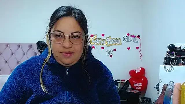 Check out our webcam shows gallery and message on a personal level with our sweet squirt cams hosts, showing off their natural physiques and sex toys.