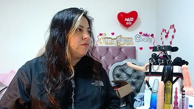 Check out our webcam shows gallery and message on a personal level with our sweet squirt cams hosts, showing off their natural physiques and sex toys.
