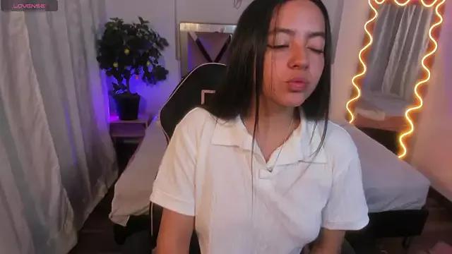 Check out our webcam shows gallery and message on a personal level with our sweet squirt cams hosts, showing off their natural physiques and sex toys.