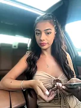 LaraVegas_ from StripChat is Freechat