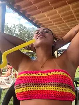 Photos of lariic from StripChat is Group