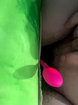 LarrisaBae from StripChat is Freechat