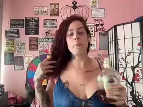 Check out our webcam shows gallery and message on a personal level with our sweet squirt cams hosts, showing off their natural physiques and sex toys.