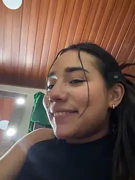 lau_star from StripChat is Freechat