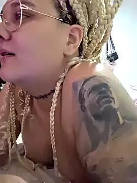 Laura_takint from StripChat is Freechat
