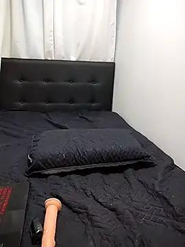 LaurenHarmony from StripChat is Freechat