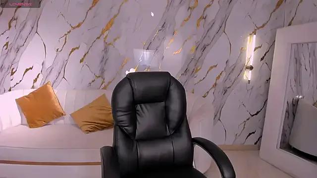LaurentConnor from StripChat is Freechat