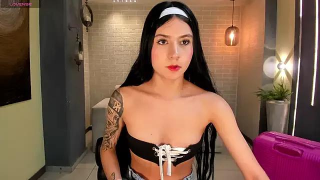 LaurentConnor from StripChat is Freechat