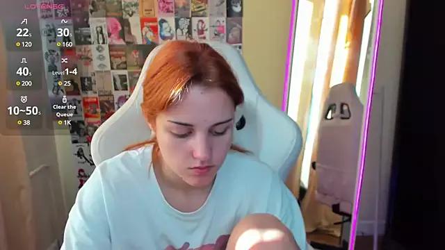LaylaDreww from StripChat is Freechat