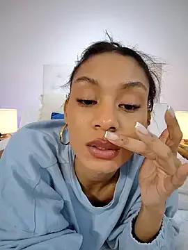 Photos of Leaberrry from StripChat is Freechat