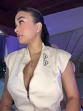LEAH_DOUUGLASS from StripChat is Freechat
