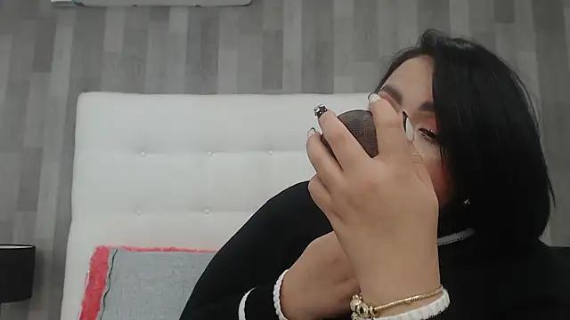 Check out our webcam shows gallery and message on a personal level with our sweet squirt cams hosts, showing off their natural physiques and sex toys.