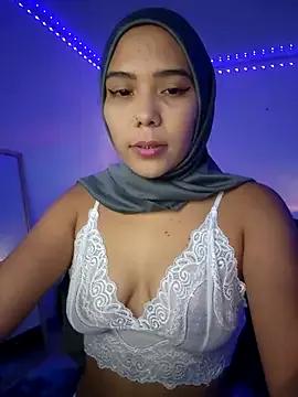 leila-ademuz from StripChat is Freechat