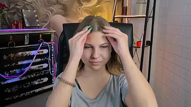 Check out our webcam shows gallery and message on a personal level with our sweet squirt cams hosts, showing off their natural physiques and sex toys.