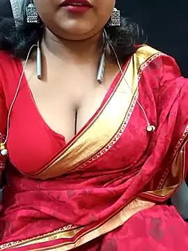 LenaPaul46 from StripChat is Freechat