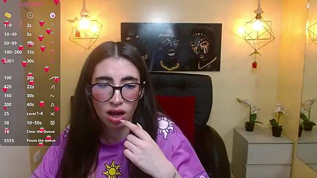 Check out our webcam shows gallery and message on a personal level with our sweet squirt cams hosts, showing off their natural physiques and sex toys.
