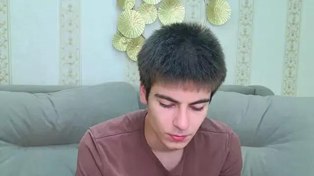 Leonard_Cross from StripChat is Freechat