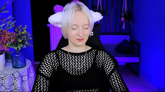 LeslieHaris from StripChat is Freechat