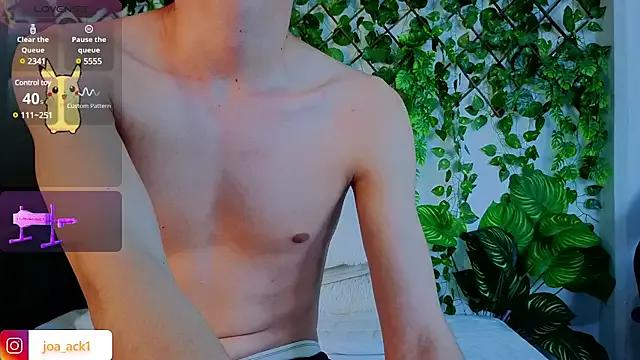 Levii_Ackermann from StripChat is Freechat