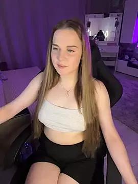 Lexi_noah from StripChat is Freechat