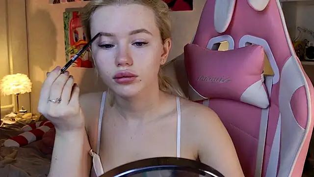 Check out our webcam shows gallery and message on a personal level with our sweet squirt cams hosts, showing off their natural physiques and sex toys.