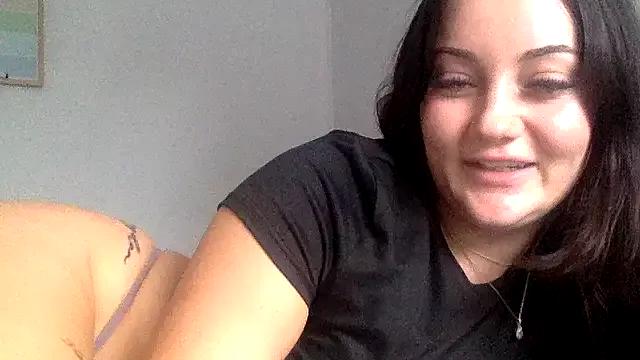LexyRosexox from StripChat is Freechat