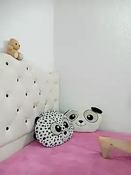 Check out our webcam shows gallery and message on a personal level with our sweet squirt cams hosts, showing off their natural physiques and sex toys.