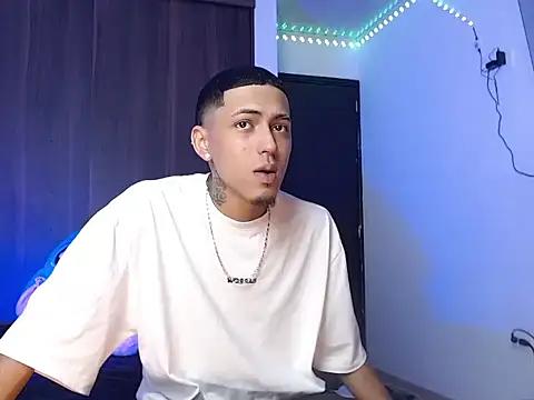 Liam_lee from StripChat is Freechat
