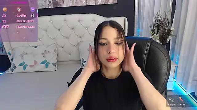 Check out our webcam shows gallery and message on a personal level with our sweet squirt cams hosts, showing off their natural physiques and sex toys.