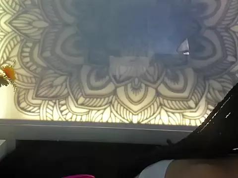 Liisaa_Kiss from StripChat is Freechat