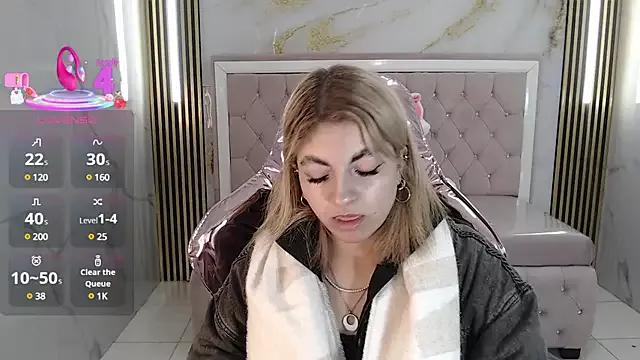 Check out our webcam shows gallery and message on a personal level with our sweet squirt cams hosts, showing off their natural physiques and sex toys.