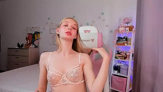 Check out our webcam shows gallery and message on a personal level with our sweet squirt cams hosts, showing off their natural physiques and sex toys.