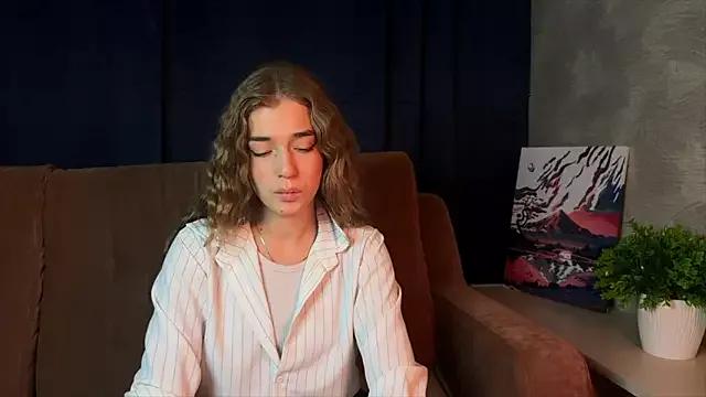 Check out our webcam shows gallery and message on a personal level with our sweet squirt cams hosts, showing off their natural physiques and sex toys.