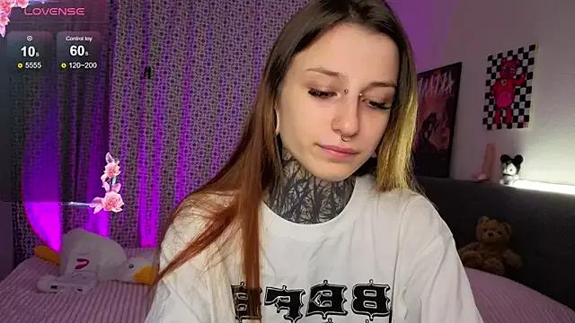 Check out our webcam shows gallery and message on a personal level with our sweet squirt cams hosts, showing off their natural physiques and sex toys.