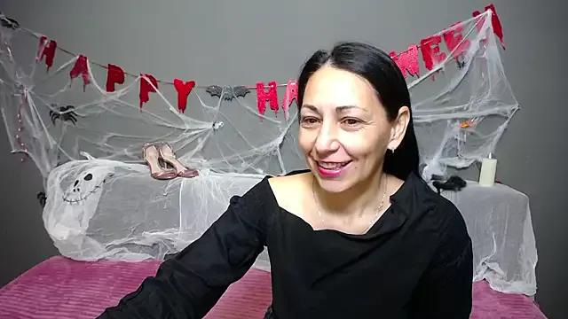 LiluGrants from StripChat is Freechat