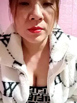 Lily-ross22 from StripChat is Freechat