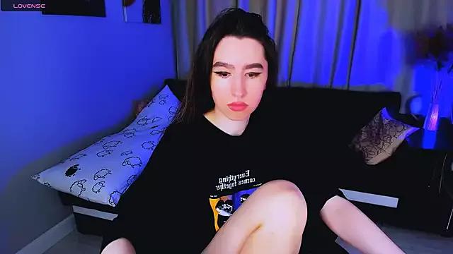 Check out our webcam shows gallery and message on a personal level with our sweet squirt cams hosts, showing off their natural physiques and sex toys.