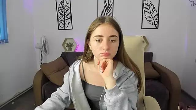 LilyHaart from StripChat is Freechat