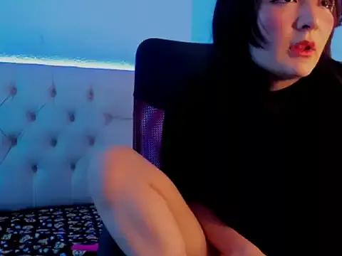 LilyWest19 from StripChat is Freechat