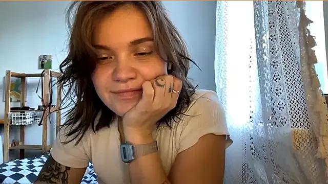 LIME_GINGER from StripChat is Freechat