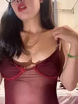 LimeLy model from StripChat