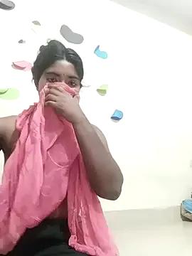 Lina-Rose from StripChat is Freechat