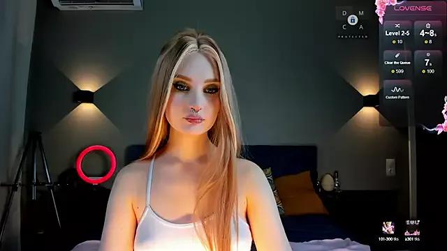 linda_ada from StripChat is Freechat