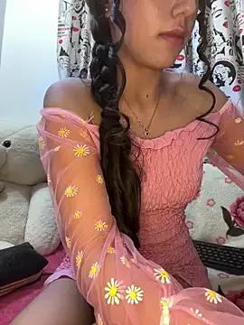 Linda_rouse from StripChat is Freechat