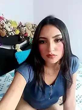 linda_vayolet from StripChat is Freechat